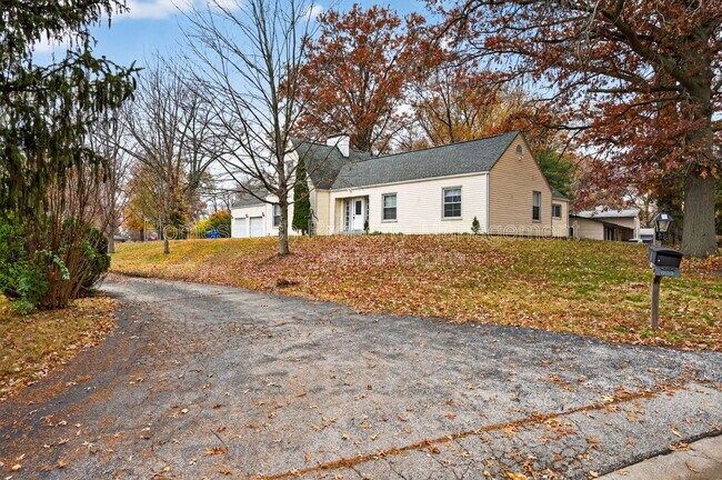 Foto del edificio - 5 Van Crest Ln