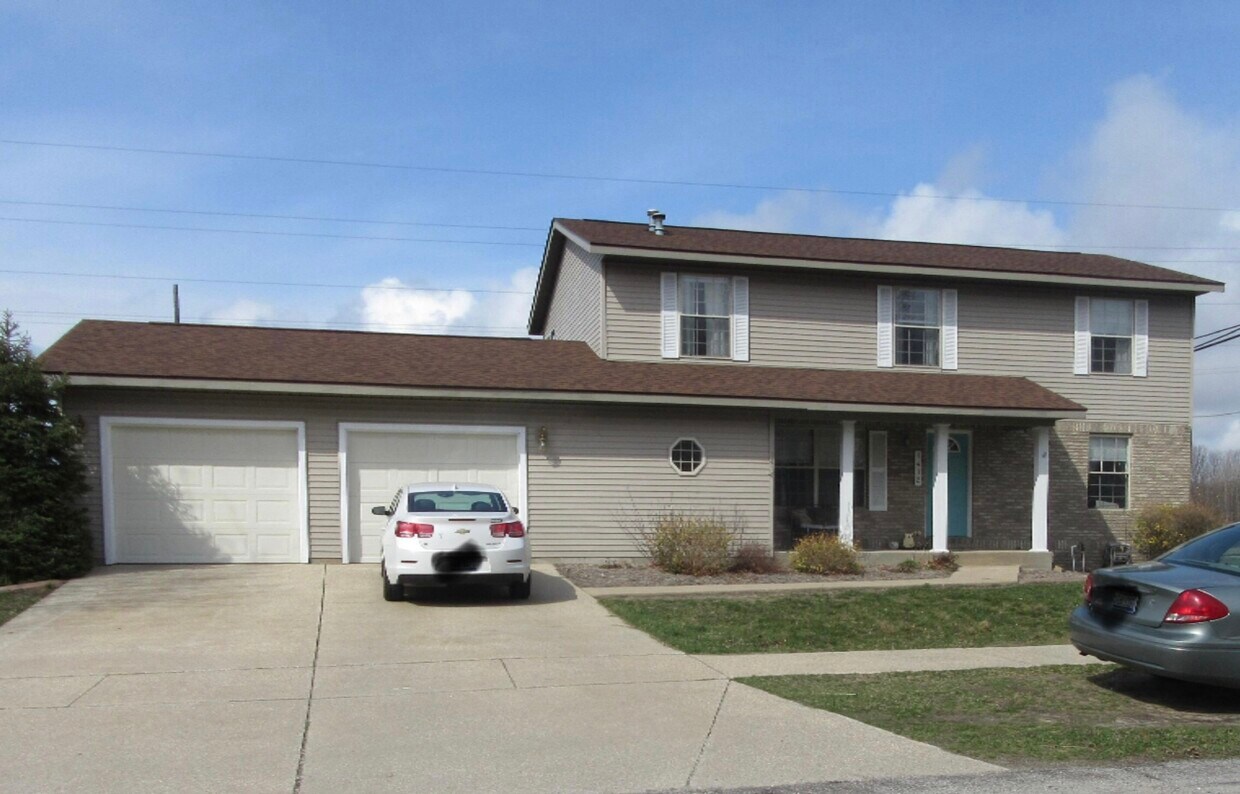 1414 Garrison Rd, Muskegon, MI 49441 Townhome Rentals in Muskegon MI