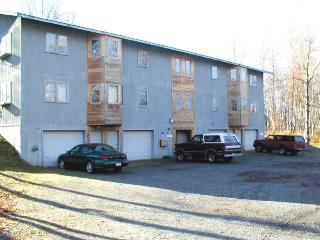 Primary Photo - 200 W Bruce Ave