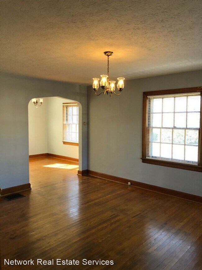 Foto del edificio - 1 br, 1 bath House - 402 College Street - 402