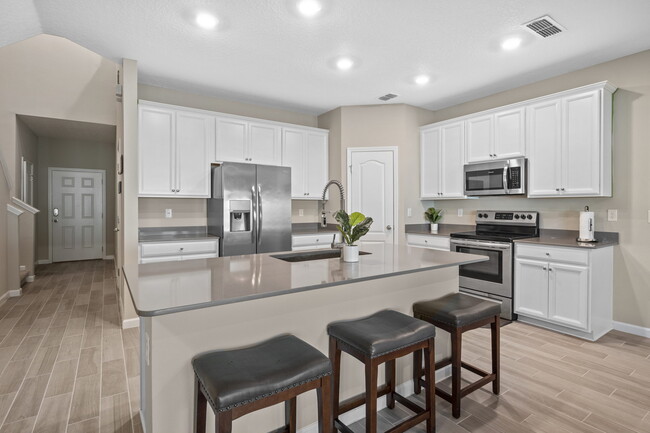 kitchen - 1685 Pottsburg Point Dr