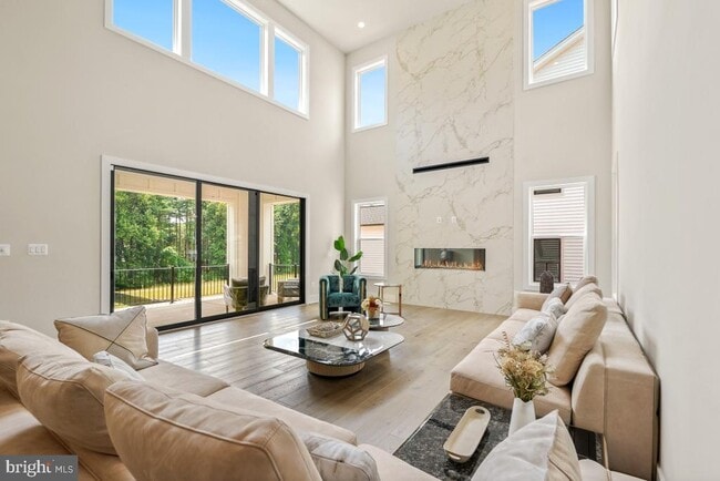Foto del edificio - 12321 Potomac Hunt Rd