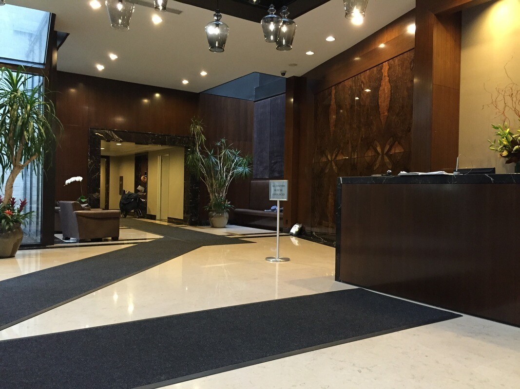 Foto principal - 212 E 47th St