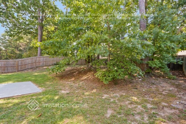 Building Photo - 6449 Eastbriar Dr