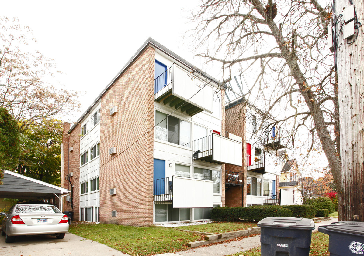 Building Photo - Canterbury Lodge Apartments