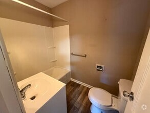 Building Photo - 861 N 11th St