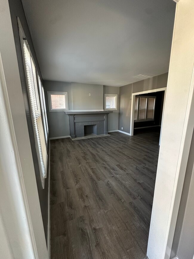 Sala de estar - 3297 Clements St