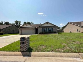 Building Photo - 4895 Spears St