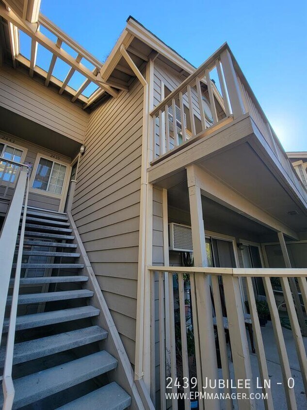 Primary Photo - 2439 Jubilee Ln