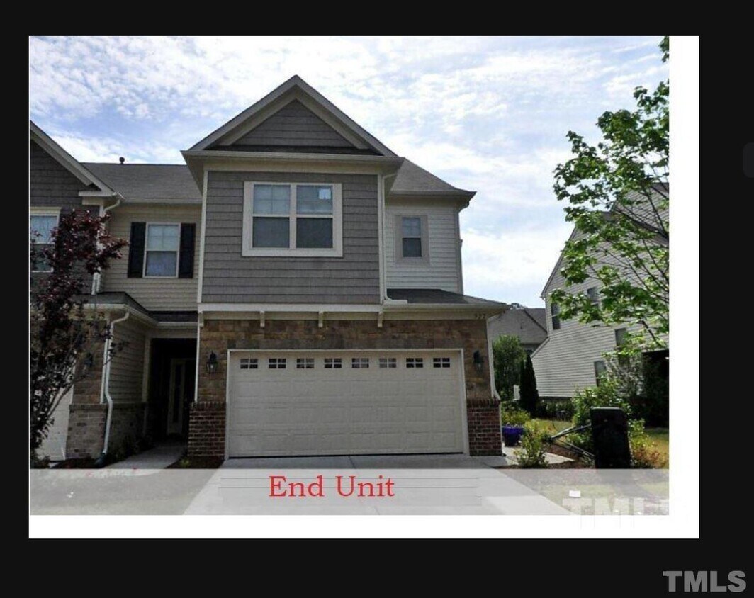 527 Whitworth Ln, Morrisville, NC 27560 Townhome Rentals in