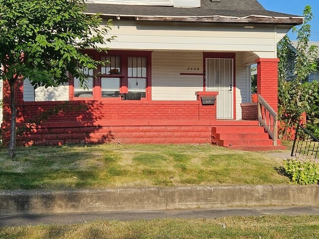 Building Photo - 1115 S 18th St