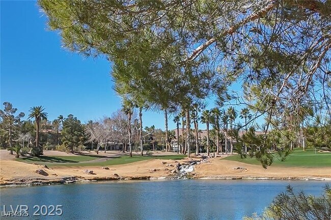 Foto del edificio - 278 Duck Hollow Ave