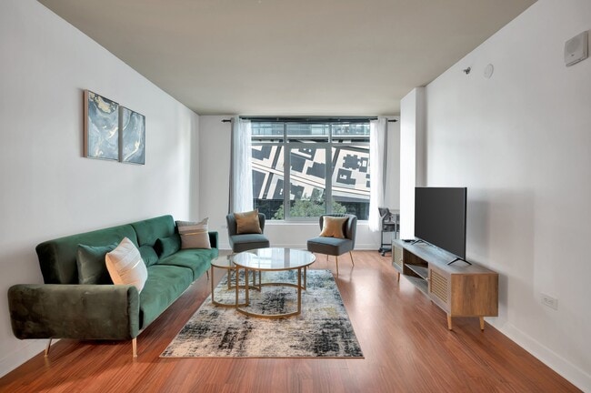 Foto del edificio - 425 W Beech St