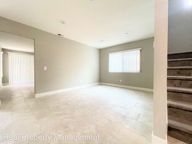 Building Photo - 3 br, 2.5 bath House - 2724 Luciernaga Street