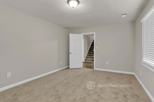 Foto del edificio - 5825 Albans Cir