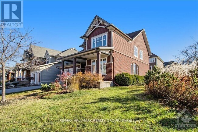 Building Photo - 123 Solera Cir