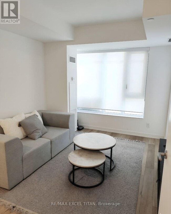 Building Photo - 543 Richmond St W