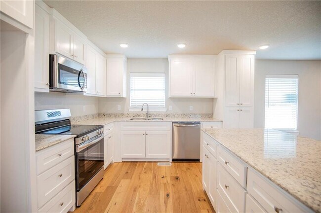 Foto del edificio - 18445 Posy Mountain Dr