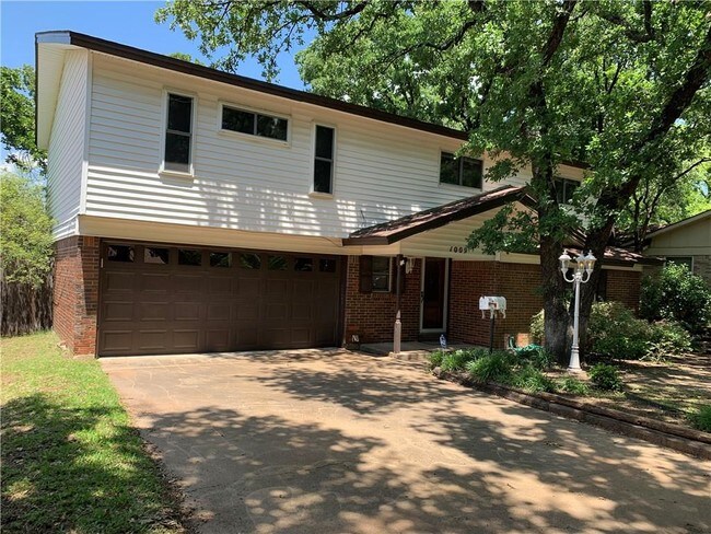 Building Photo - 1009 Redbud Ct