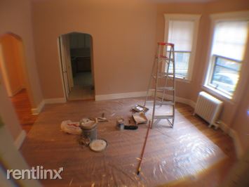 Building Photo - 72 Strathmore Rd
