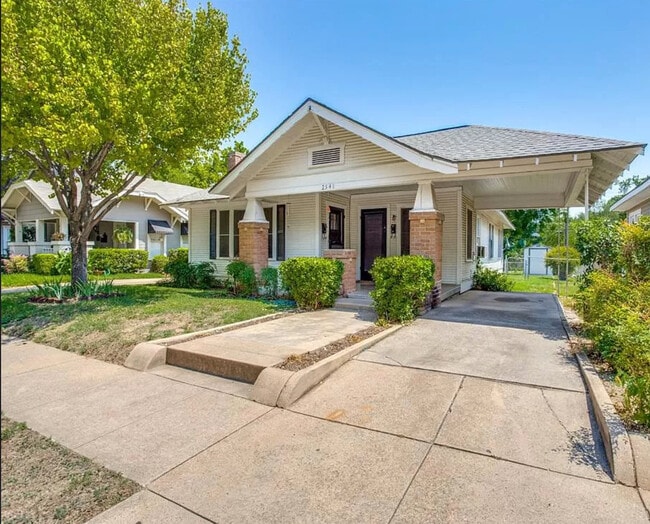2541 Wabash Ave Unit A, Fort Worth, TX 76109 Condo for Rent in Fort