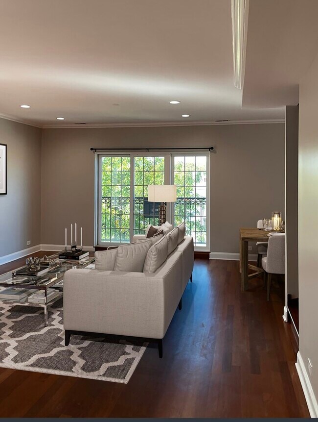 Foto del edificio - 2839 N Ashland Ave