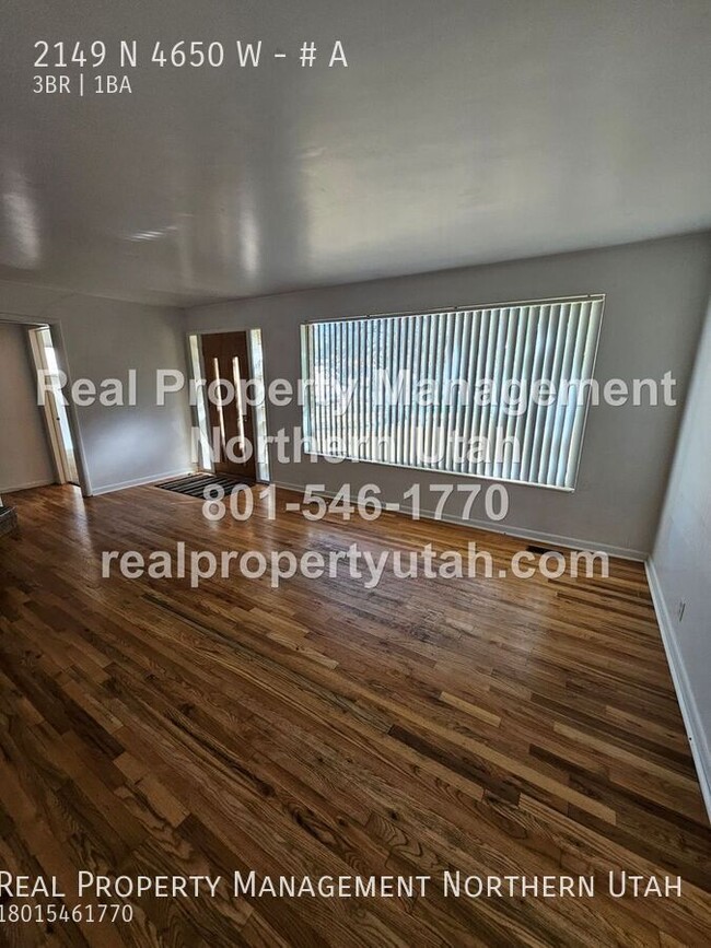 Building Photo - 3 Bedroom 1 Bathroom Home in Plain City No...