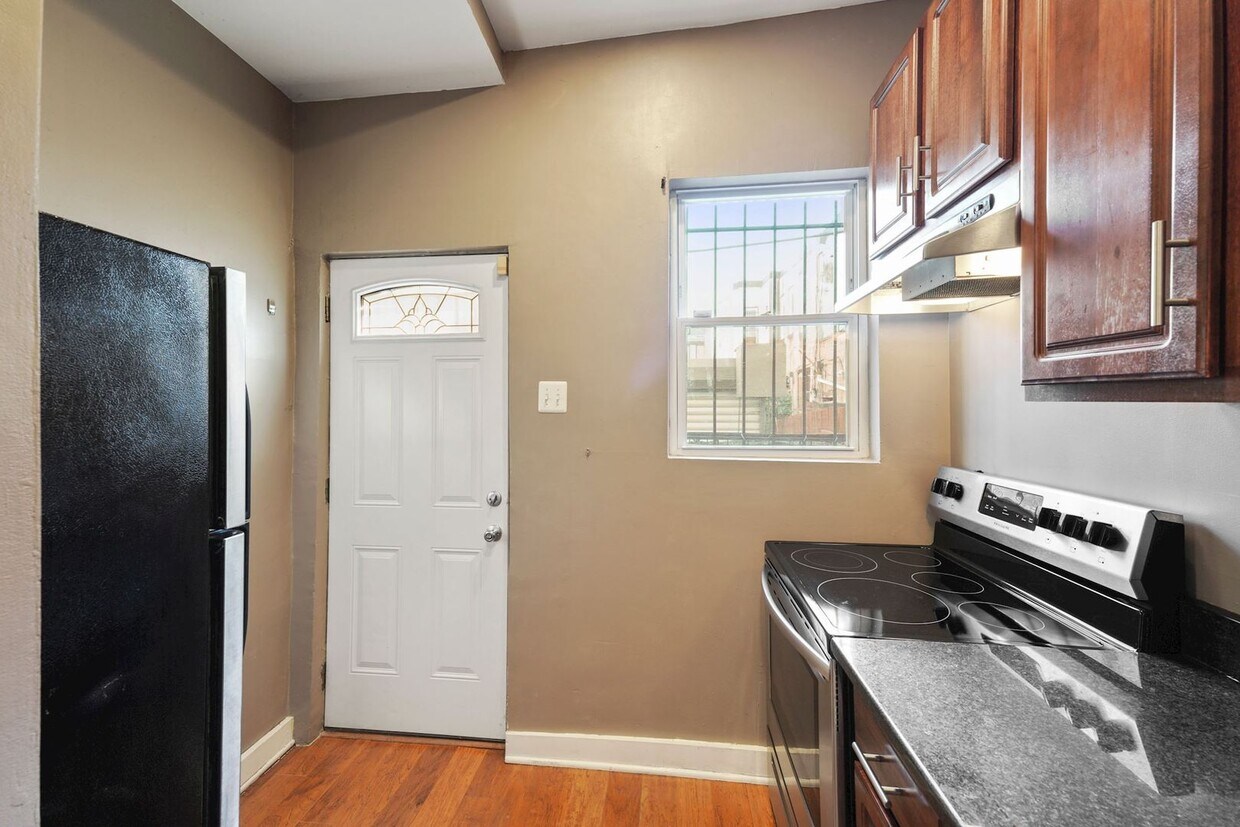 Foto principal - 1 Month Free Rent for a Lease Start by 10/...