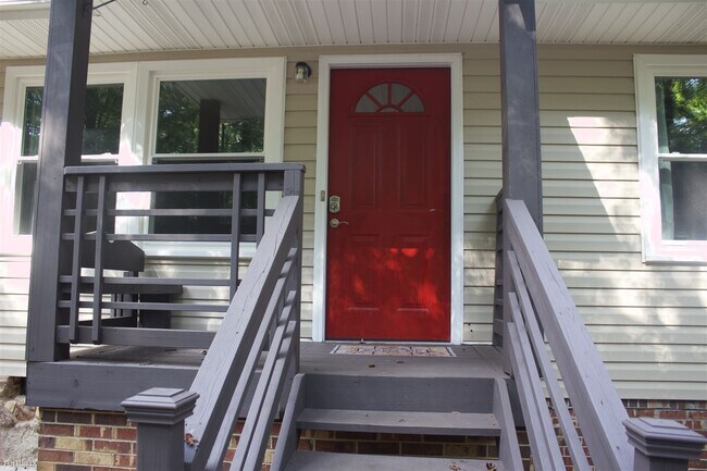 Foto del edificio - 4 br, 2 bath Duplex - 361 College Circle U...