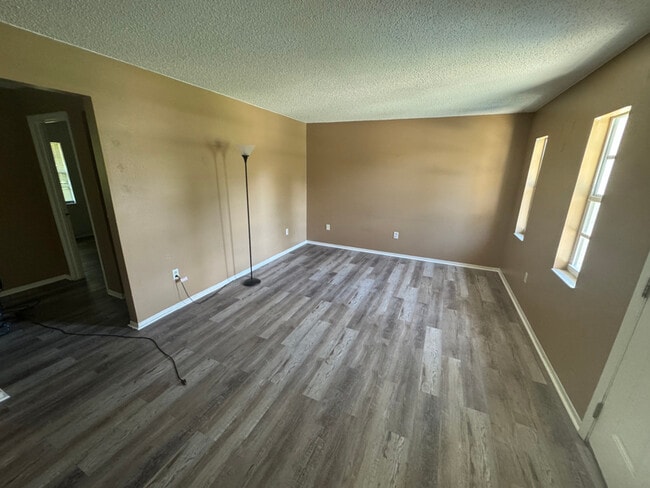 Building Photo - 7403 Mead Dr