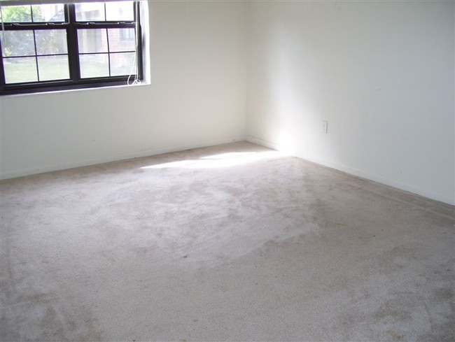 Building Photo - 11110 N 56th St