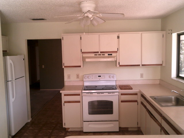 Building Photo - 5370 Maccaughey Dr