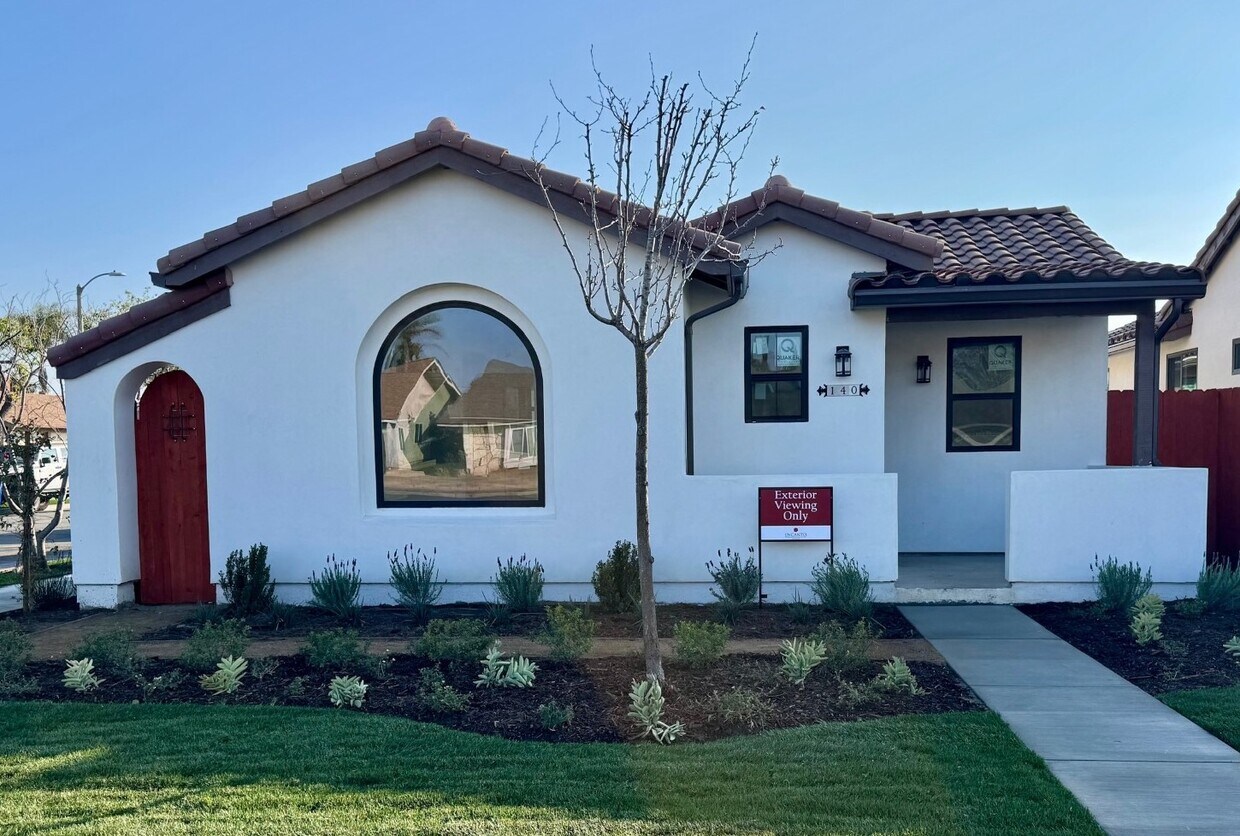 Foto principal - 1101 W 2nd St