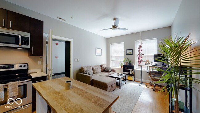 Foto del edificio - 312 E 13th St
