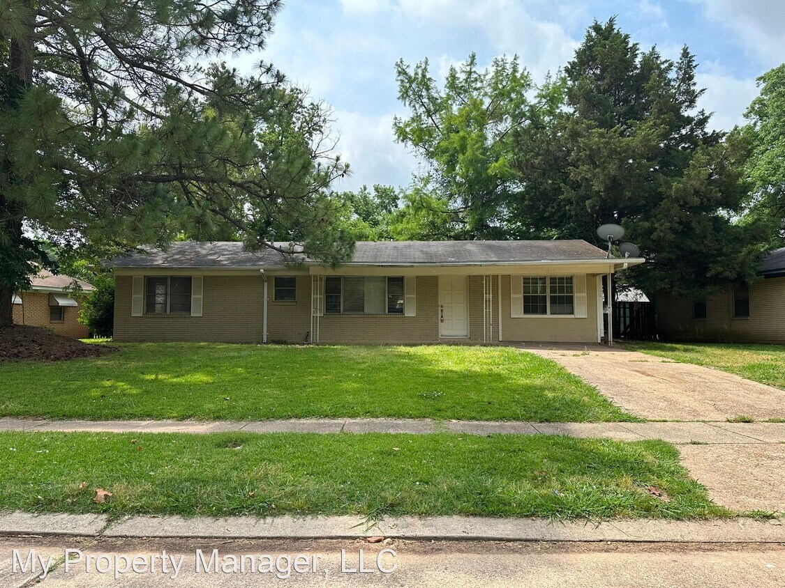 1814 Cambridge St, Bossier City, LA 71112 House Rental in Bossier