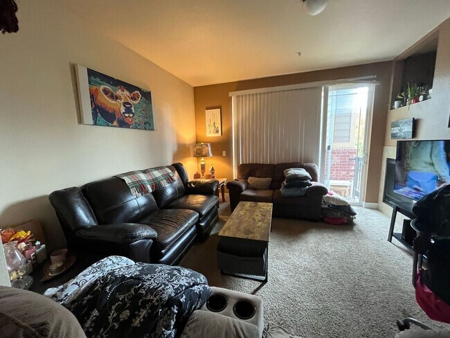 Foto del edificio - Fantastic Condo in Central Fort Collins