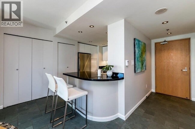 Photo du bâtiment - 889 Homer St