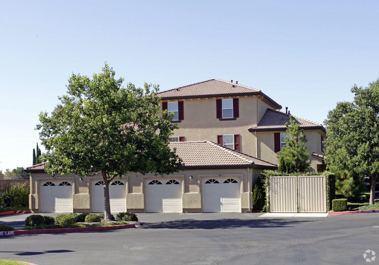 Tuscana Townhomes Alquileres en Tracy, CA