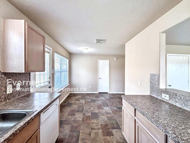 Foto del edificio - 14903 Sunset Bay Ct