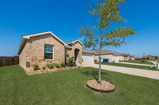 Foto principal - 1406 Old Trl Rd