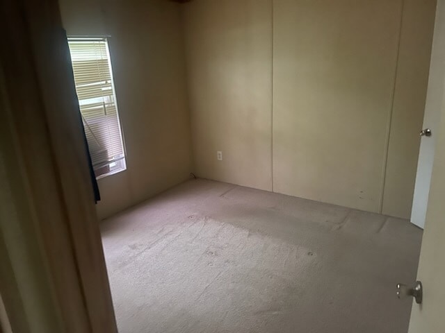 Building Photo - 68 Ridgetop Dr