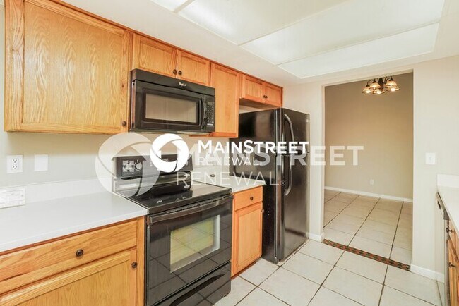 Building Photo - 3 Bedroom Pet-Friendly Home in Spring Hill, FL with Main Street Renewal
