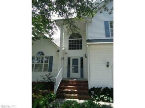 Building Photo - 6702 Burbage Landing Cir