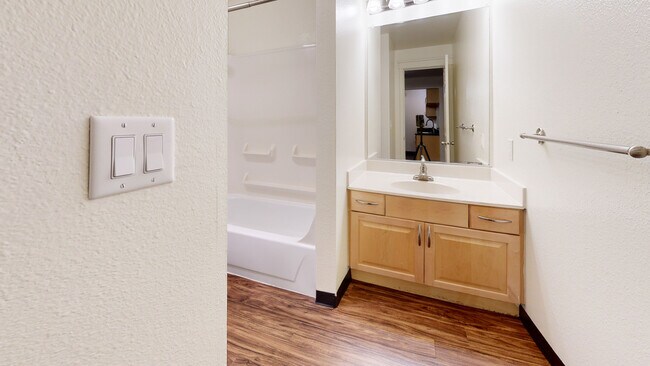 Interior Photo - Hunt Club