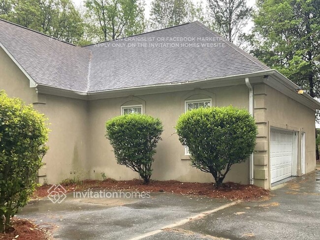 Building Photo - 4148 Old Course Dr