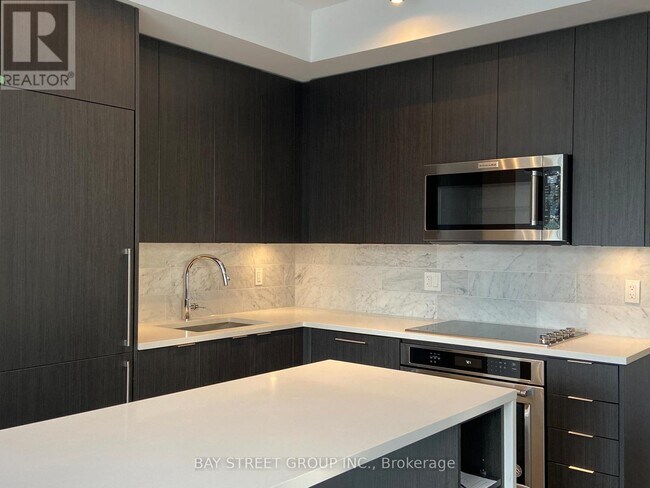 Building Photo - 38-1738 Iannuzzi St