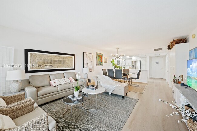 Foto del edificio - 5100 N Ocean Dr