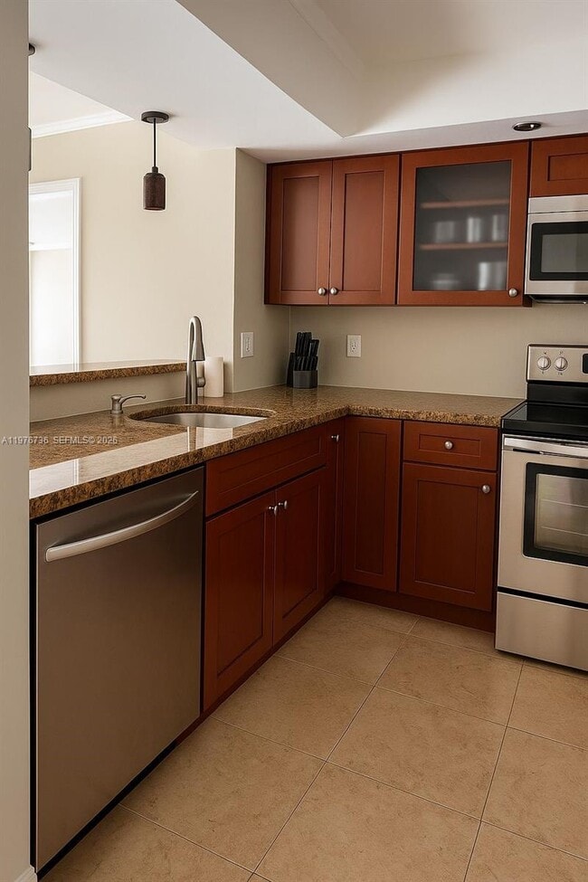 Foto del edificio - 555 NE 15th St