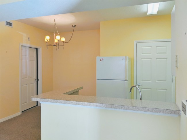 Building Photo - 24104 Harbour Vista Cir