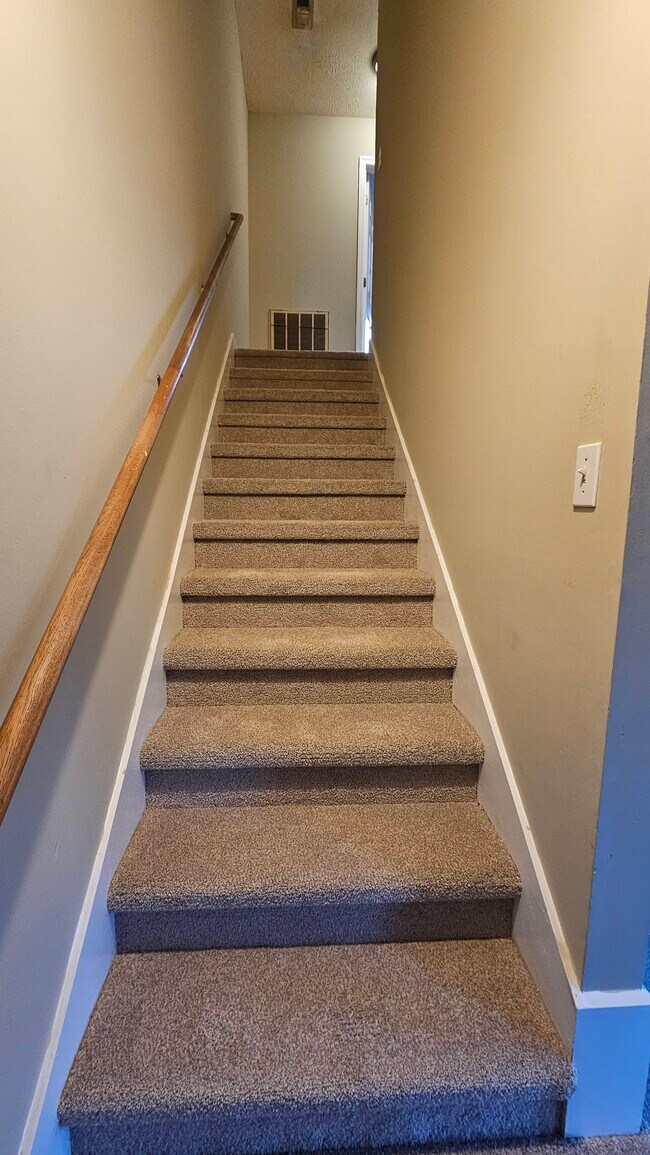 Foto del edificio - 138 Fox Creek Ct